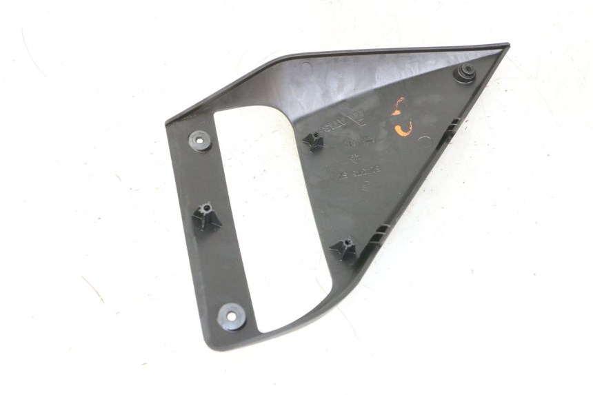 photo de FRONTVERKLEIDUNG LINKS GILERA NEXUS 300 (2008 - 2013) - Zoom auf Gebrauchszustand