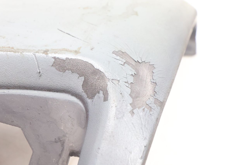 photo de SEITENVERKLEIDUNG VORNE LINKS UNTEN GILERA RUNNER SP 50 (2002 - 2004) - Details der Befestigungspunkte