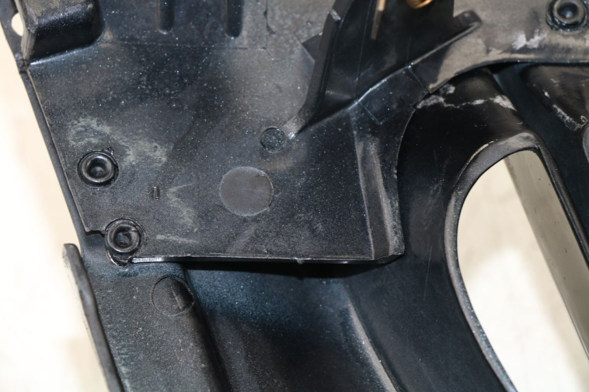 photo de FRONTVERKLEIDUNG LINKS BMW K LT ABS 1100 (1990 - 1996) - Detailansicht des Bauteils