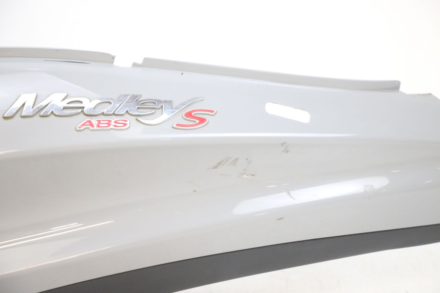 photo de LINKS VORDERES SEITENTEIL PIAGGIO MEDLEY 125 (2016 - 2023) - Technische Nahaufnahme