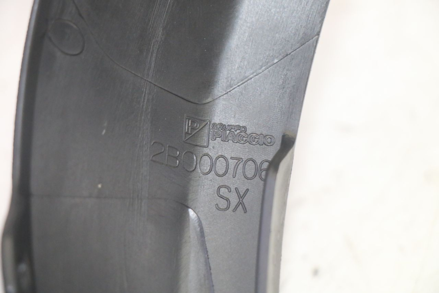 photo de FRONTVERKLEIDUNG LINKS PIAGGIO MP3 HPE 350 (2018 - 2020) - Gesamtansicht des Produkts