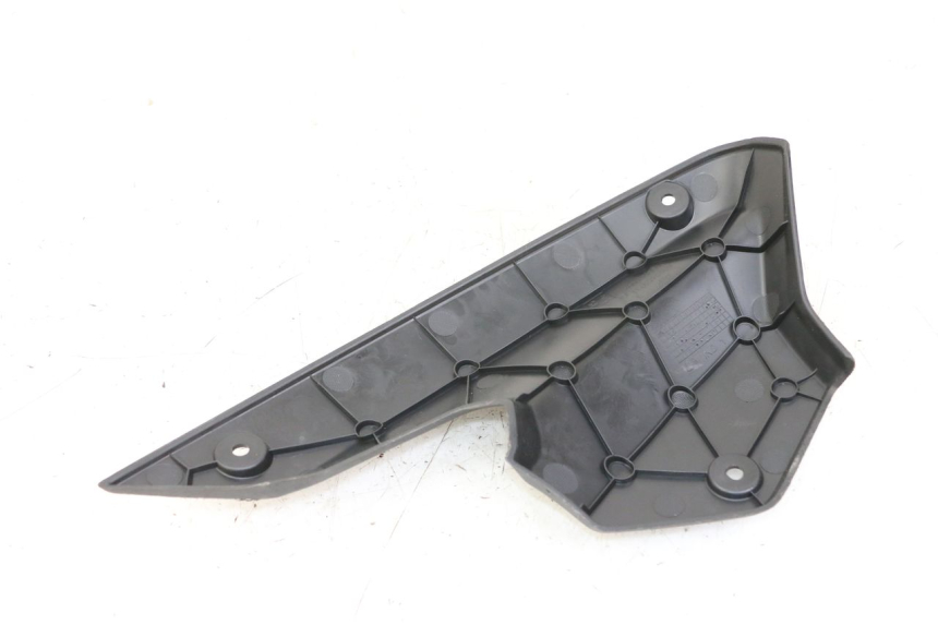 photo de FRONTVERKLEIDUNG LINKS PEUGEOT KISBEE 4T 50 (2018 - 2022) - Zoom auf Gebrauchszustand