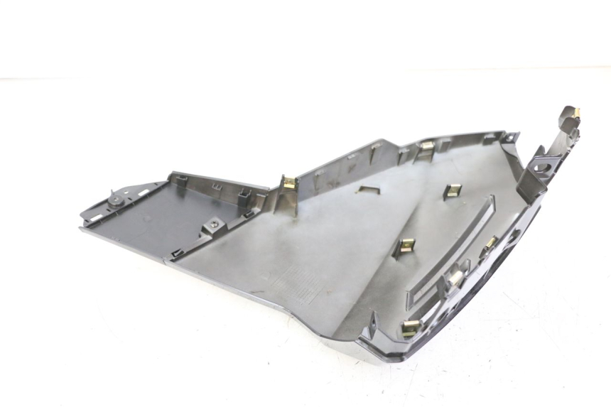 photo de FRONTVERKLEIDUNG LINKS PEUGEOT TWEET 4T 50 (2023 - 2025) - Detailansicht des Bauteils