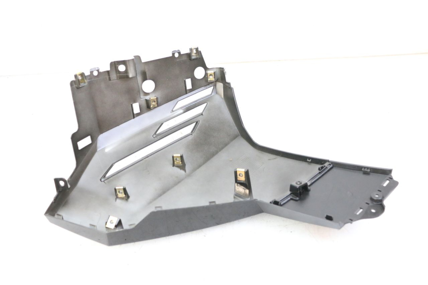 photo de FRONTVERKLEIDUNG LINKS PEUGEOT TWEET 4T 50 (2023 - 2025) - Alternative Perspektive