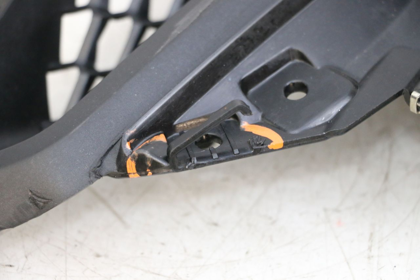 photo de FRONTVERKLEIDUNG LINKS BMW R GS 1250 (2021 - 2024) - Details der Befestigungspunkte