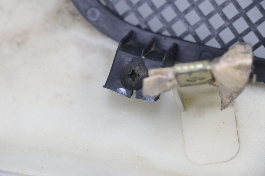 photo de FRONTVERKLEIDUNG LINKS PEUGEOT SUM UP 125 (2008 - 2013) - Detailansicht des Bauteils