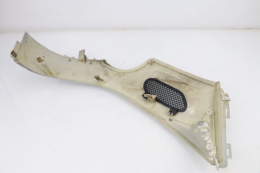 photo de FRONTVERKLEIDUNG LINKS PEUGEOT SUM UP 125 (2008 - 2013) - Oberflächenzustand und Material