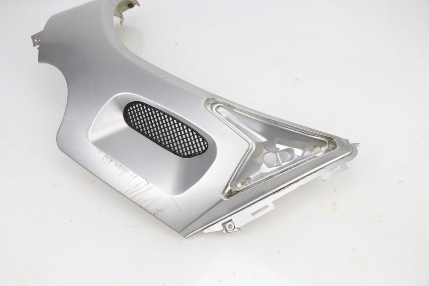 photo de FRONTVERKLEIDUNG LINKS PEUGEOT SUM UP 125 (2008 - 2013) - Kennzeichnungen und Originalreferenzen