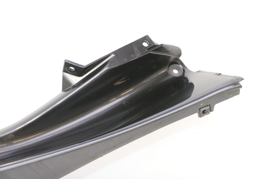photo de SEITENVERKLEIDUNG VORNE LINKS OBEN YAMAHA YZF R6 600 (2008 - 2009) - Detailansicht des Bauteils