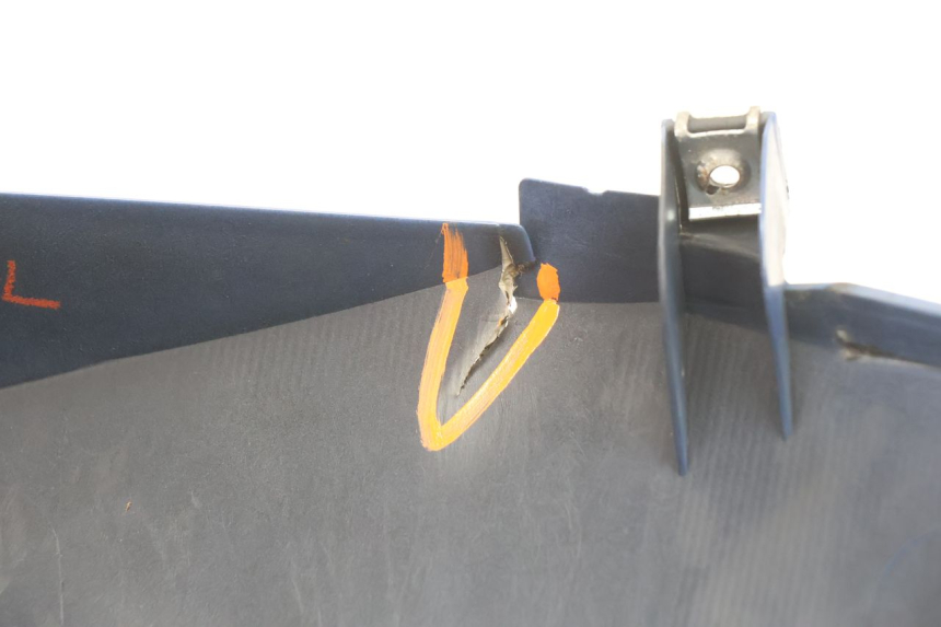photo de VORDERER LINKER SEITENFLANSH YAMAHA TDM ABS 900 (2002 - 2014) - Oberflächenzustand und Material
