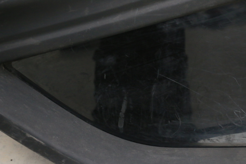 photo de FRONTVERKLEIDUNG LINKS RENAULT TWIZY 45 (2012 - 2019) - Hochauflösende Nahaufnahme