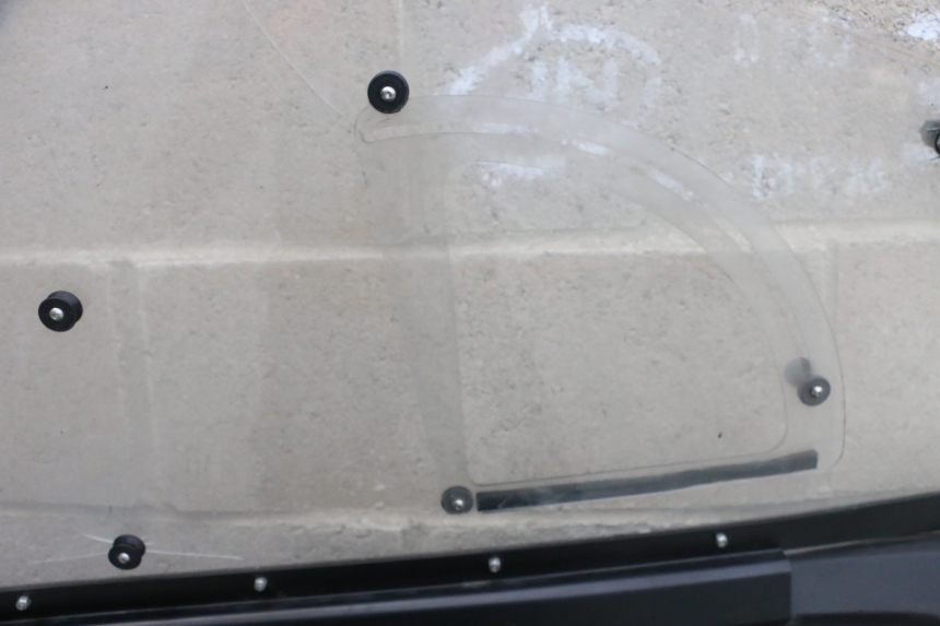 photo de FRONTVERKLEIDUNG LINKS RENAULT TWIZY 45 (2012 - 2019) - Detailansicht des Bauteils