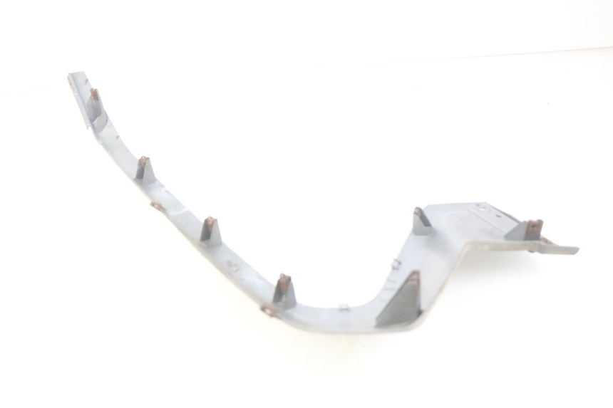 photo de LINKS VORDERES SEITENTEIL YAMAHA XMAX X-MAX 125 (2006 - 2009) - Zoom auf Gebrauchszustand