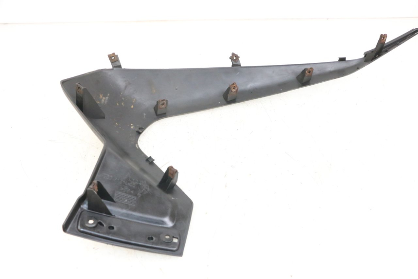 photo de LINKS VORDERES SEITENTEIL LINKS YAMAHA X-MAX XMAX 250 (2006 - 2009) - Zoom auf Gebrauchszustand