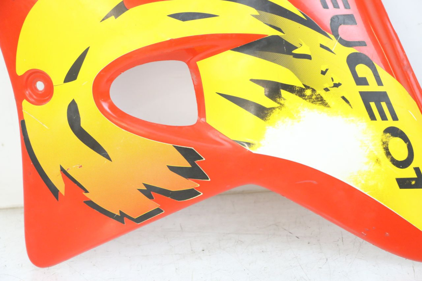 photo de LINKS VORDERES SEITENTEIL PEUGEOT XP6 50 (1997 - 2003) - Details der Befestigungspunkte