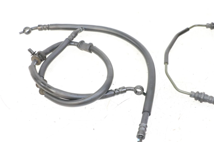 photo de VORDERER BREMSLEITUNG YAMAHA TRACER 7 700 (2020 - 2024) - Detailansicht des Bauteils