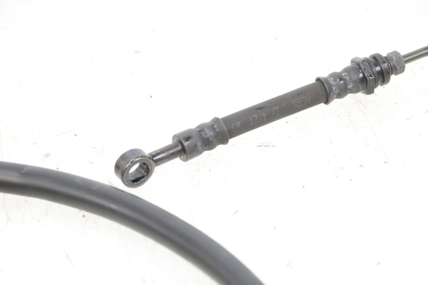 photo de VORDERER BREMSLEITUNG YAMAHA TRACER 7 700 (2020 - 2024) - Details der Befestigungspunkte