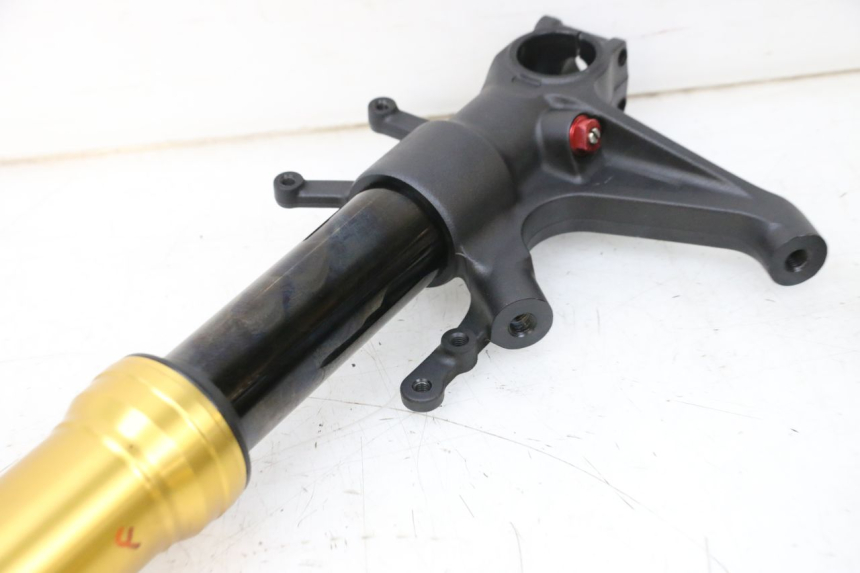 photo de GABEL SUZUKI GSXR GSX-R 1000 (2003 - 2004) - Zoom auf Gebrauchszustand