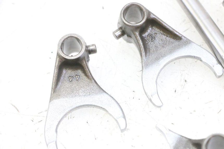 photo de SCHALTGABELN KAWASAKI KX F KXF 450 (2009 - 2011) - Oberflächenzustand und Material