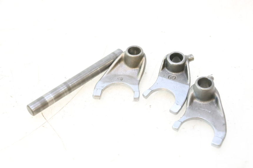 photo de SCHALTGABELN SMC XROAD 150 - Detailansicht des Bauteils
