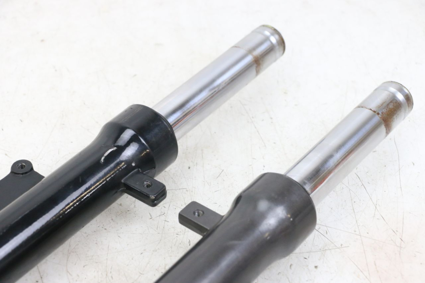 photo de GABELROHR KYMCO AGILITY 4T 50 (2018 - 2022) - Gesamtansicht des Produkts