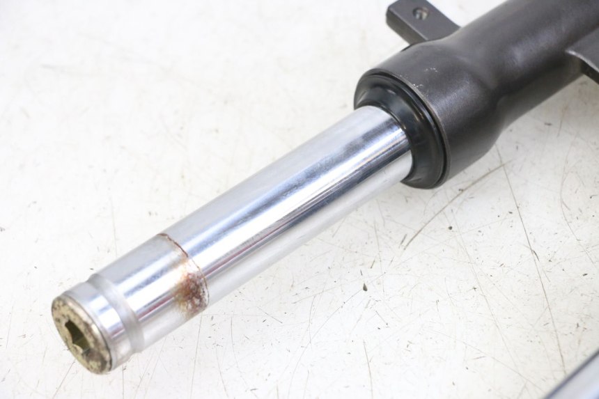 photo de GABELROHR KYMCO AGILITY 4T 50 (2018 - 2022) - Details der Befestigungspunkte