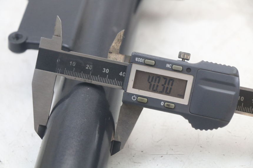 photo de GABELROHR KYMCO AGILITY 4T 50 (2018 - 2022) - Weitere Ansicht des Artikels