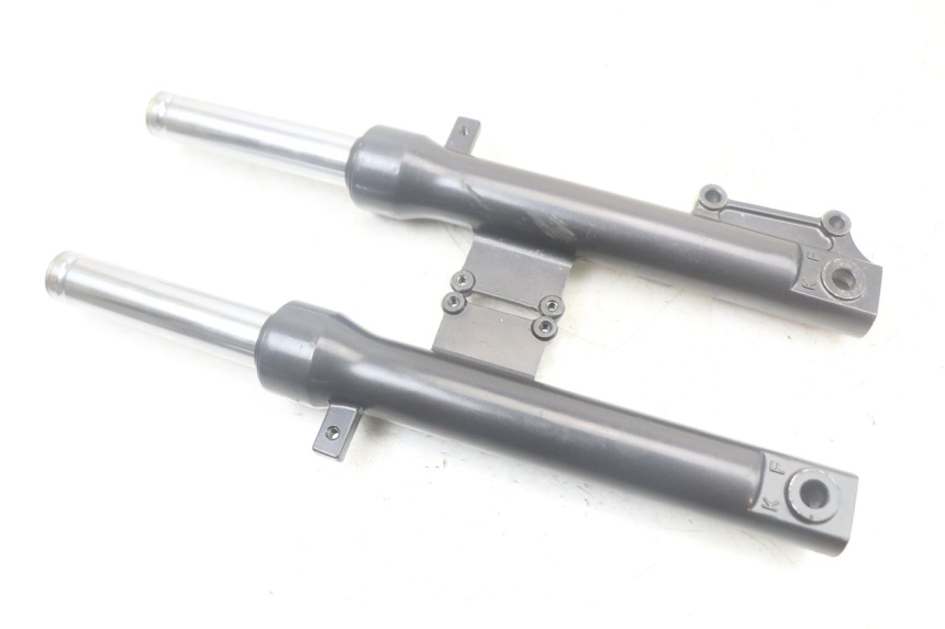 photo de GABELROHR KYMCO AGILITY 4T 50 (2018 - 2022) - Charakteristische Merkmale