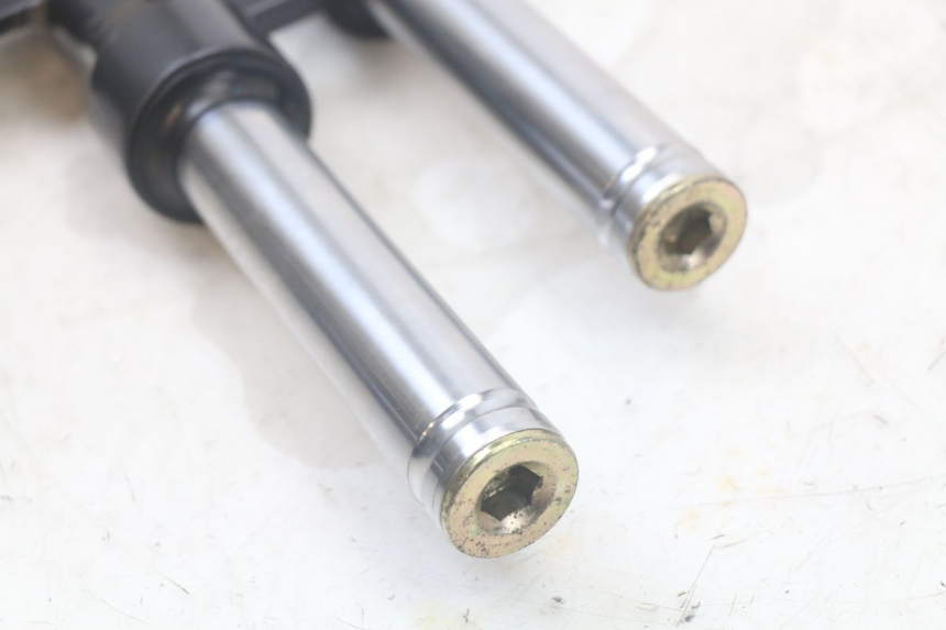 photo de GABELROHR KYMCO AGILITY 4T 50 (2018 - 2022) - Gesamtansicht des Produkts