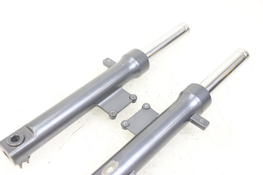 photo de GABELROHR KYMCO AGILITY 4T 50 (2018 - 2022) - Gesamtansicht des Produkts