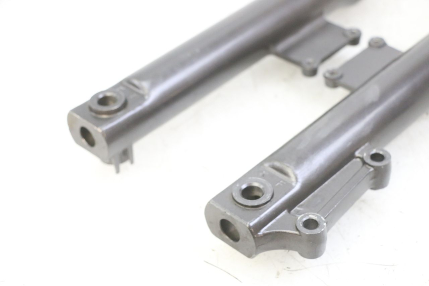 photo de Gabelrohr KYMCO AGILITY 4T 50 (2005 - 2018) - Details der Befestigungspunkte