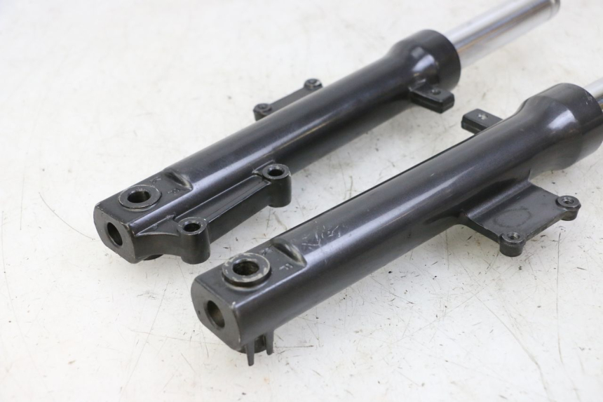 photo de Gabelrohr KYMCO AGILITY 4T 50 (2005 - 2018) - Details der Befestigungspunkte