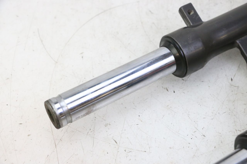 photo de Gabelrohr KYMCO AGILITY 4T 50 (2005 - 2018) - Zoom auf Gebrauchszustand