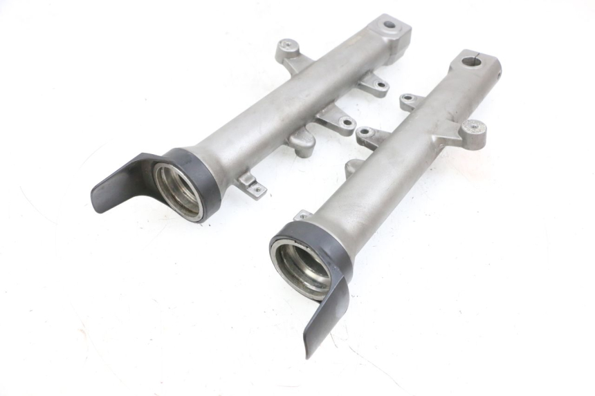 photo de STANDROHR SUZUKI BURGMAN EXECUTIVE ABS 650 (2006 - 2012) - Technische Nahaufnahme