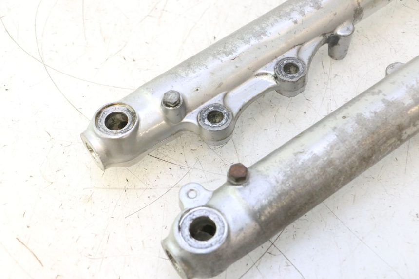 photo de STANDROHR HONDA CB TWO FIFTY 250 (1991 - 2002) - Detailansicht des Bauteils