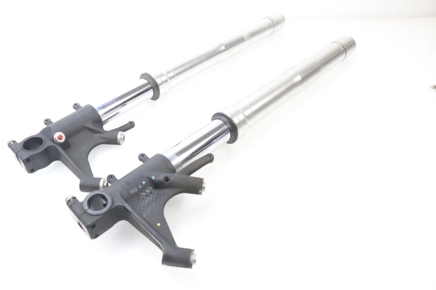 photo de STANDROHR HONDA CBR RR FIREBLADE 1000 (2006 - 2007) - Hauptansicht