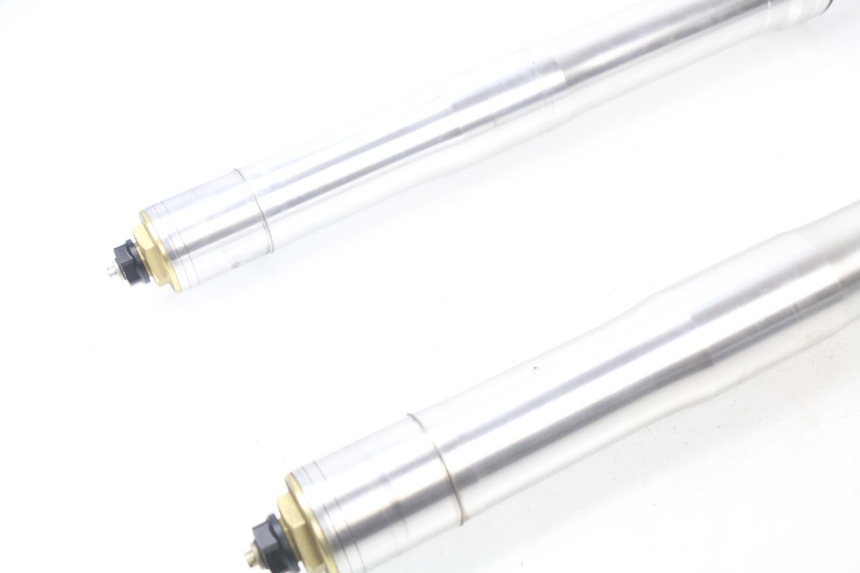 photo de STANDROHR HONDA CBR RR FIREBLADE 1000 (2006 - 2007) - Charakteristische Merkmale