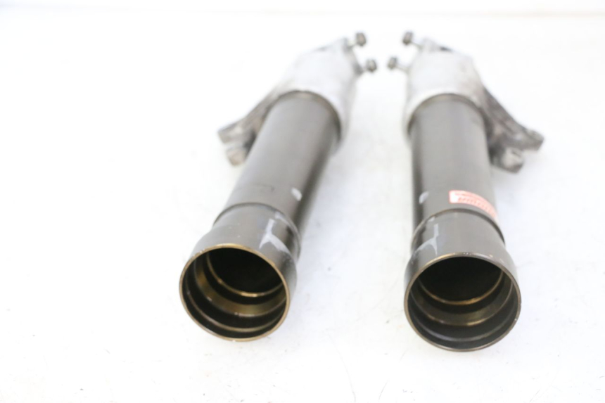 photo de STANDROHR HONDA CBR RR FIREBLADE 900 (1992 - 1994) - Detailansicht des Bauteils