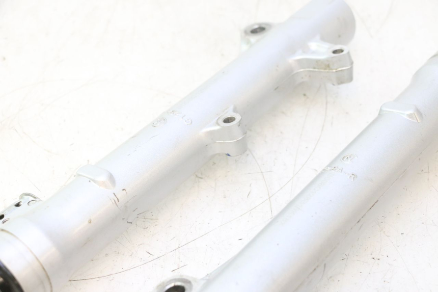 photo de STANDROHR HONDA CRF CR-F 125 (2020 - 2021) - Details der Befestigungspunkte