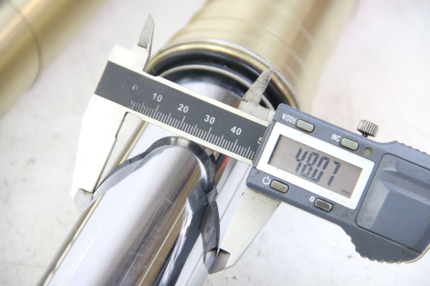 photo de GABELROHR HONDA CRF 250 (2010 - 2013) - Gesamtansicht des Produkts