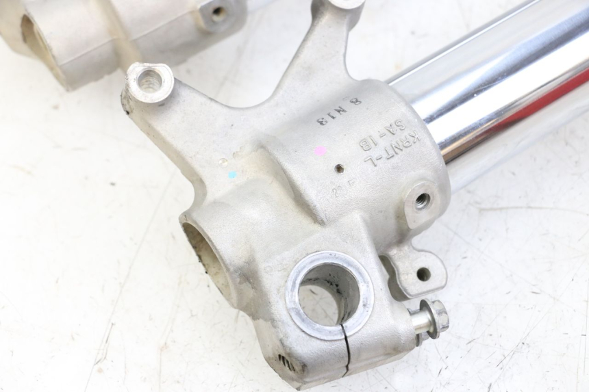 photo de STANDROHR HONDA CRF R 250 (2020 - 2021) - Charakteristische Merkmale