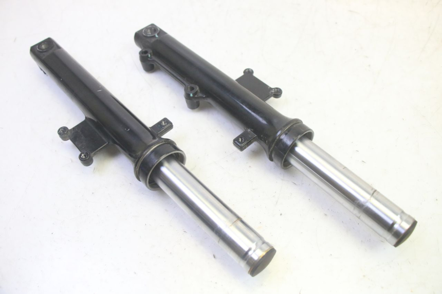 photo de STANDROHR SYM CROX 4T 50 (2016 - 2023) - Oberflächenzustand und Material