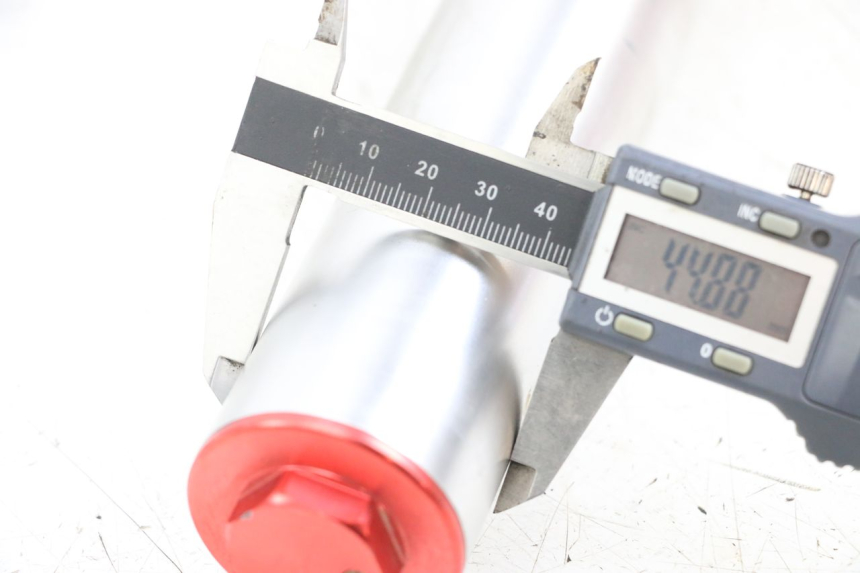 photo de Gabelrohr KSR RACING DRIFT 140 - Zoom auf Gebrauchszustand