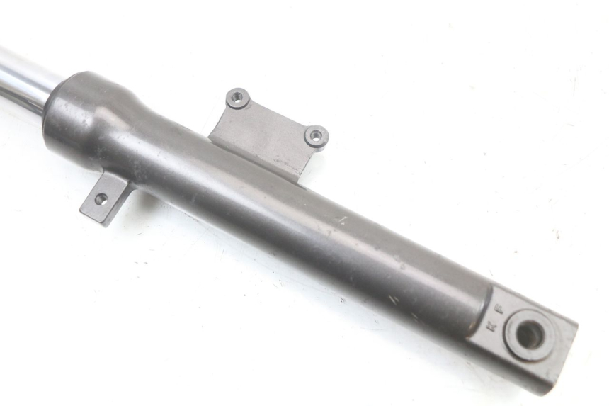 photo de STANDROHR RECHT KYMCO AGILITY 4T 50 (2005 - 2018) - Zoom auf Gebrauchszustand