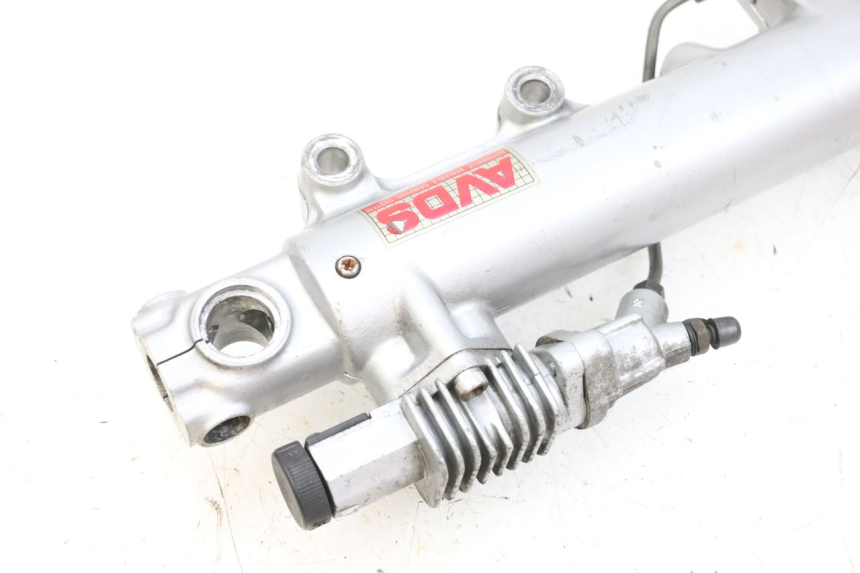 photo de STANDROHR RECHT KAWASAKI GPZ RX 1000 (1986 - 1988) - Zoom auf Komponenten