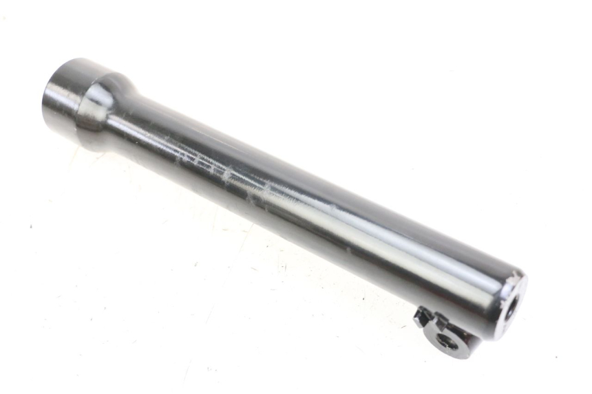 photo de STANDROHR RECHT PEUGEOT TWEET 4T 50 (2023 - 2025) - Alternative Perspektive