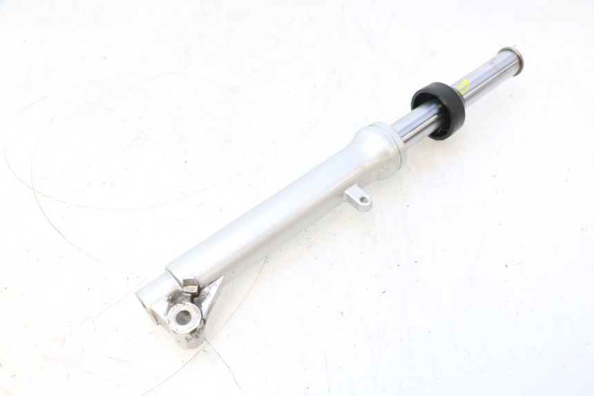 photo de STANDROHR RECHT TNT MOTOR ROMA 10' 2T 50 (2011 - 2018) - Detailansicht des Bauteils