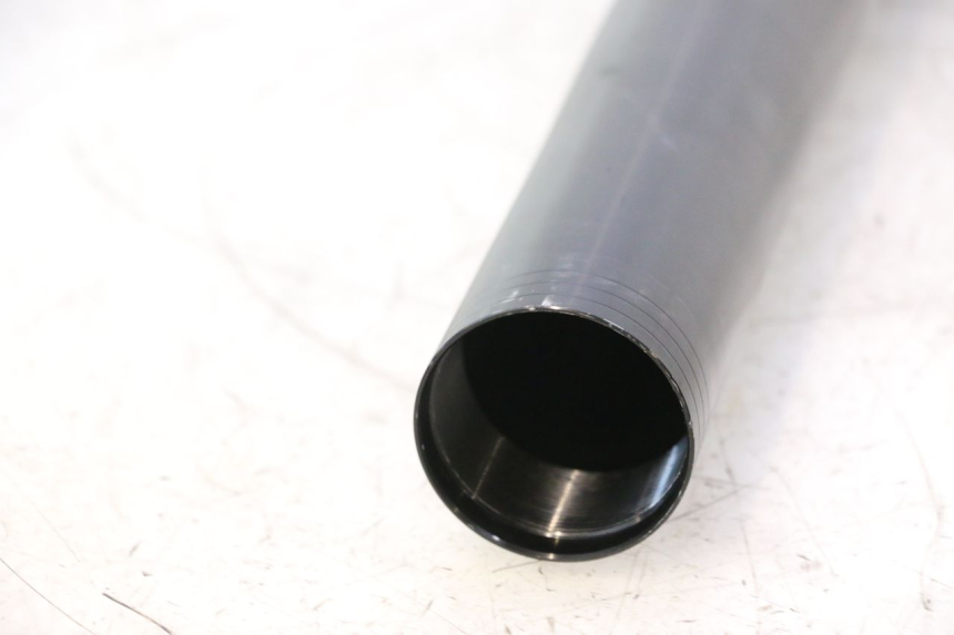 photo de STANDROHR RECHT YAMAHA YZF R6 600 (2008 - 2009) - Oberflächenzustand und Material