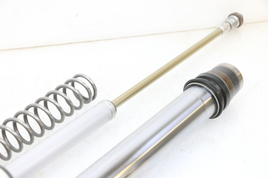 photo de STANDROHR RECHT YAMAHA YZF YZ-F 450 (2014 - 2016) - Ergänzendes Produktfoto