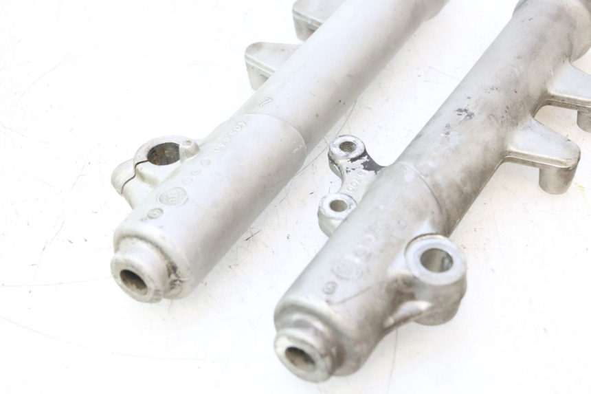photo de STANDROHR PEUGEOT ELYSTAR 50 (2002 - 2014) - Oberflächenzustand und Material